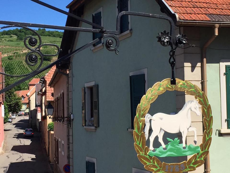Westhalten Auberge Du Cheval Blanc Depuis 1785 מראה חיצוני תמונה