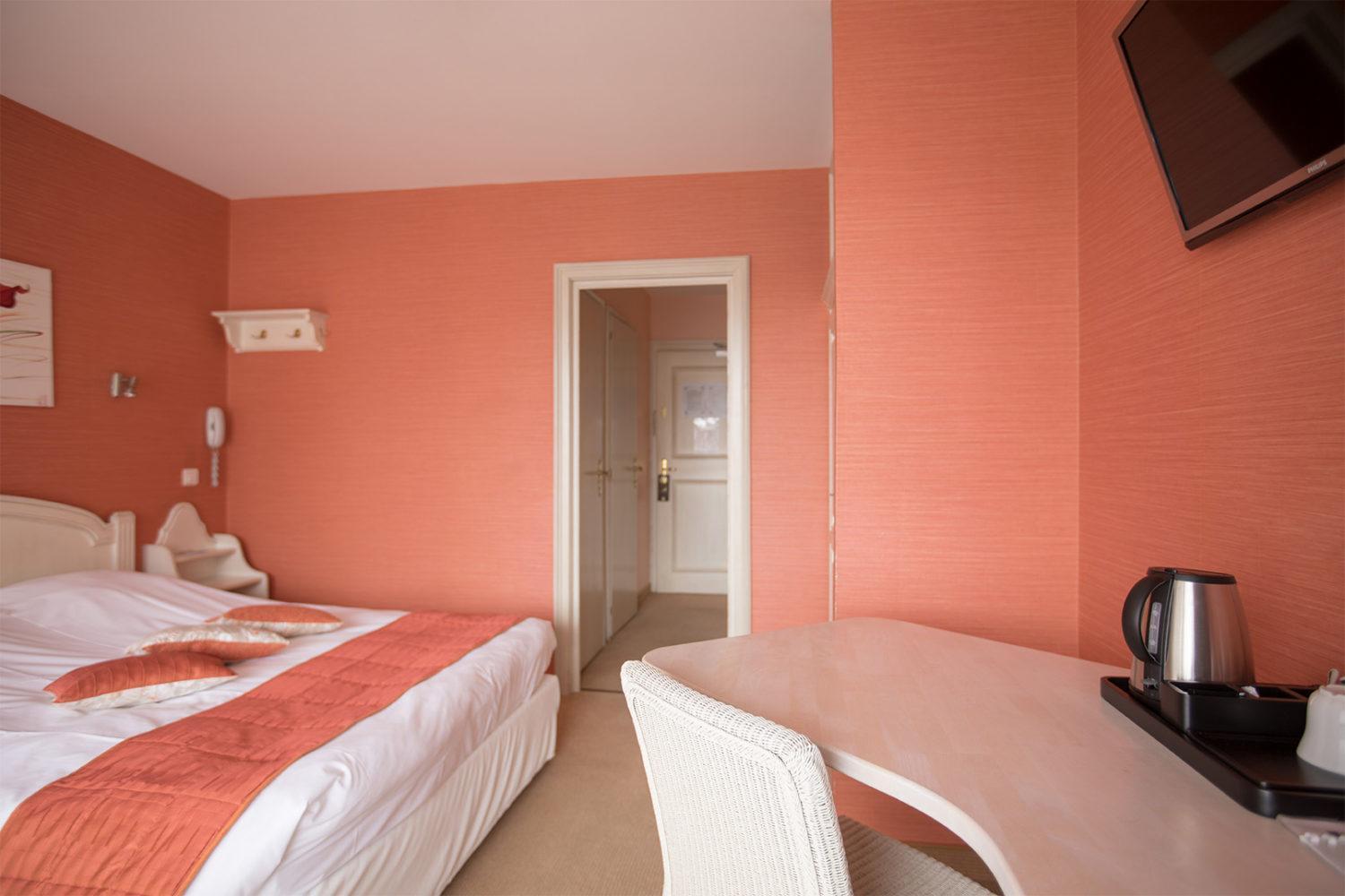 Westhalten Auberge Du Cheval Blanc Depuis 1785 מראה חיצוני תמונה